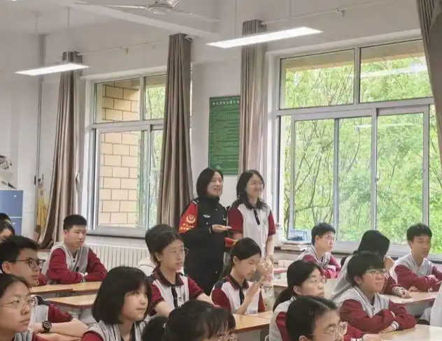 环节都显示着学校的育人用心互动都凝集着家校的共育 环节都显示着学校的育人用心互动都凝集着家校的共育