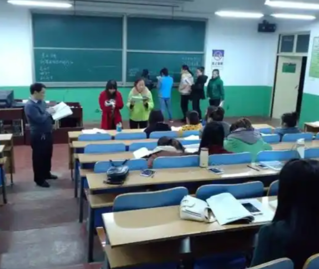 与久远提高人才培养质量改进办学条件筑牢展开根基